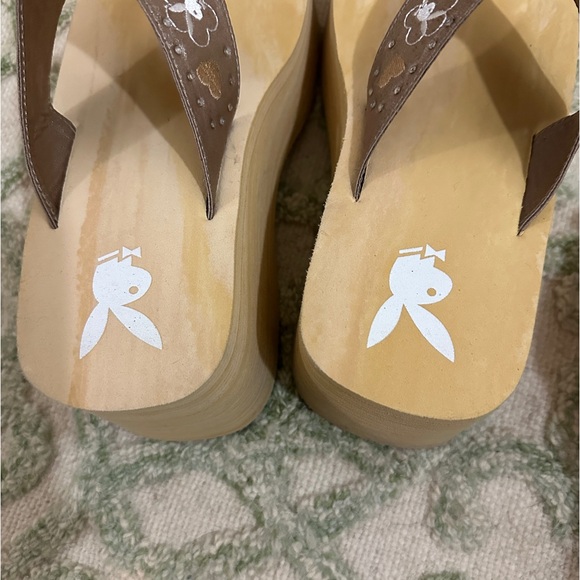 Vintage Y2K Platform Playboy flip-flop sandals - Picture 4 of 4